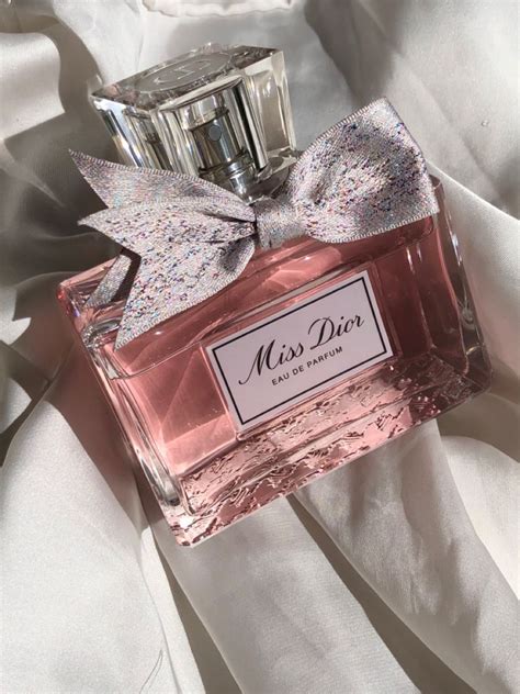 pink dior perfume
